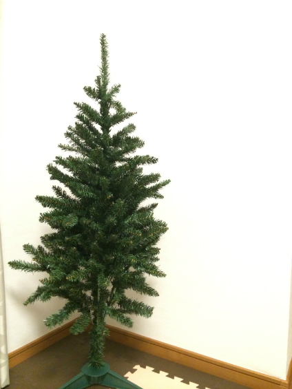 ニトリのクリスマスツリー120cm